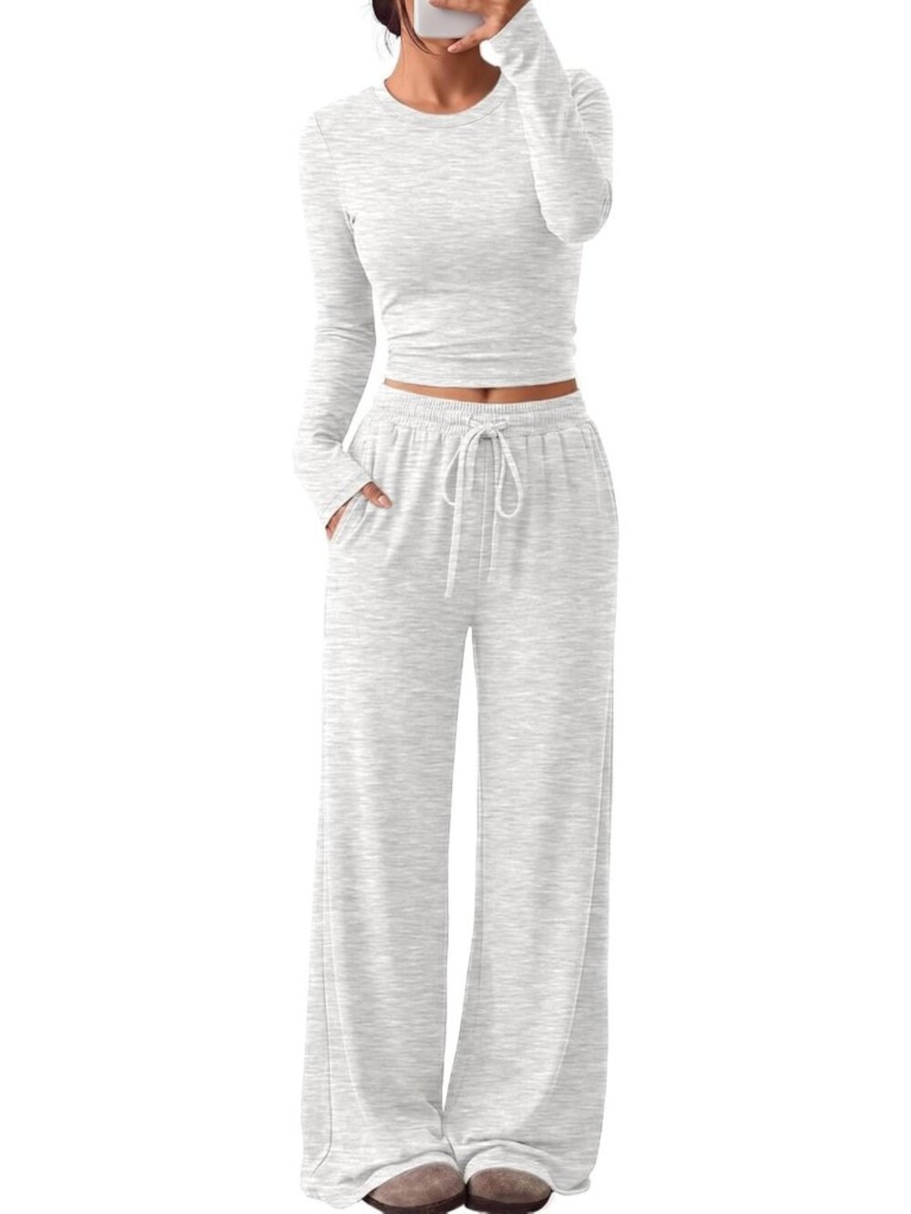 Chic Women's 2-Piece Fall Lounge Set with Pockets | Trendy & Comfortable Outfit
